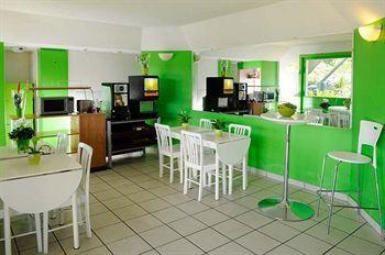 Lemon Hotel Dreux Chartres Exteriér fotografie
